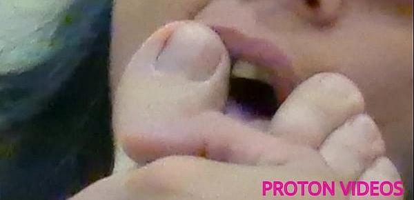  Pussycat sucking my toe